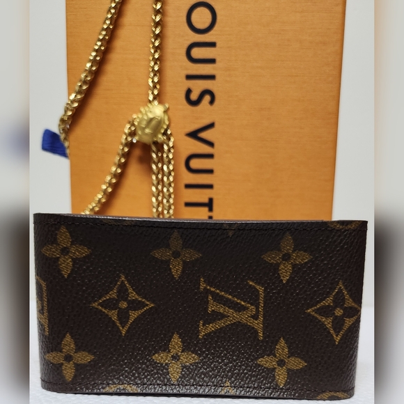 LOUIS VUITTON Monogram Cigarette Case C10030 EUC - Picture 2 of 10